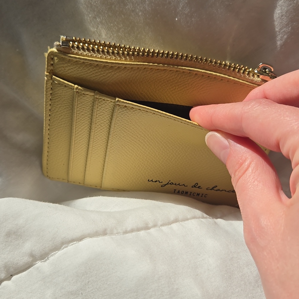 Yellow Fake Leather Card Holder And Keychain Mother's Day Gift For Mom - Picture 6 of 8